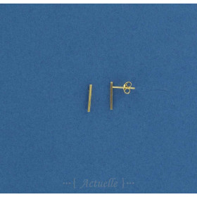 Stem earring