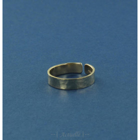 Hammered open tube ring 5mm GP