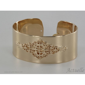 Arabesque's bangle GP
