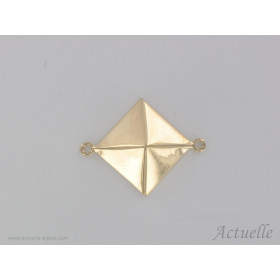 Pyramide 3D PO 15mm 