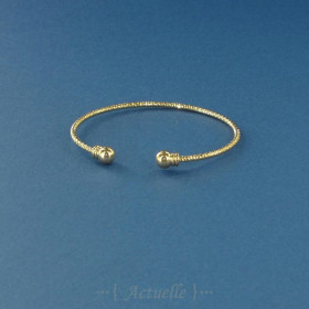 Double ball spiral bangle GP