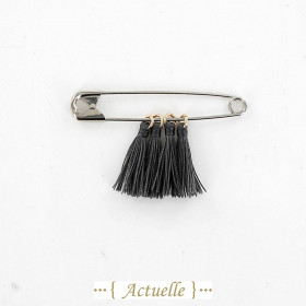 Dark gray tassel GP
