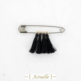 Black tassel GP