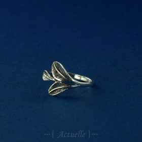 Bay leaf ring