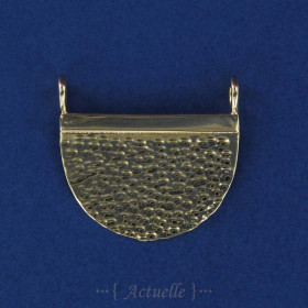 Pendentif demi-cercle martelé PO