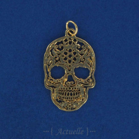 Colgante calavera 36mm filigrana golpeado