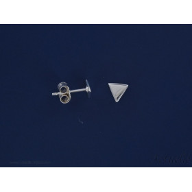 Earring Triangle 4 mm