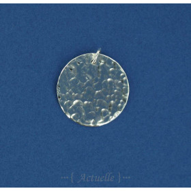 Pendentif pastille ronde 25mm martelée