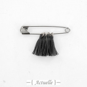 Dark gray tassel GP