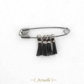 Dark gray small tassel GP