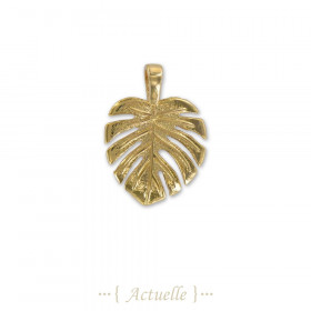 Pendant palm leaf