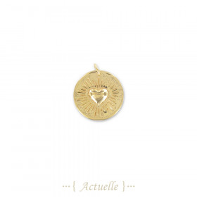 Colgante de corazon en relieve