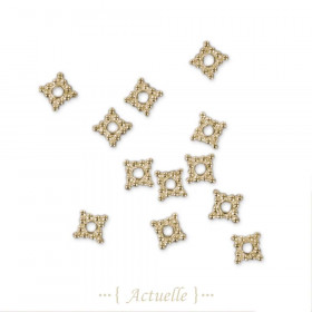 Square shape pearl 4,5mm