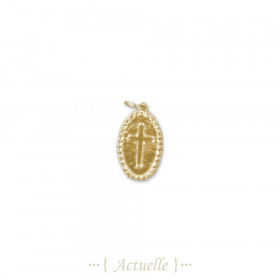 Beaded oval pendant with Christ's cross