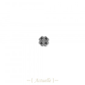 3D clover to bead black CZ
