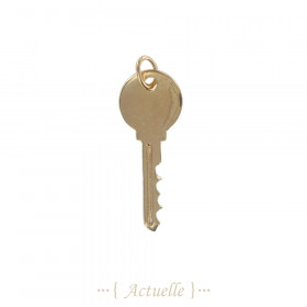 Small key pendant