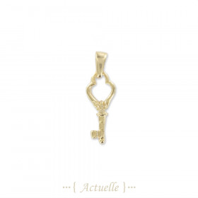 Old key pendant