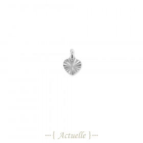 Pendant grooved heart