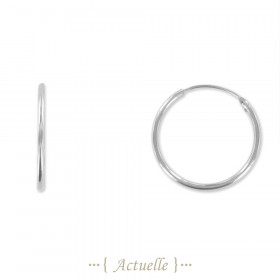 Fine diameter hoop earrings 18mm