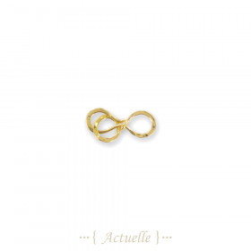 Handcuff with ring clasp