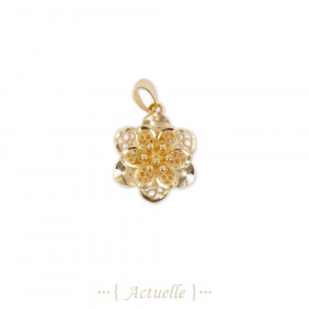 Flowers with lace petals pendant