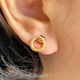 Snake chips hoop earrings