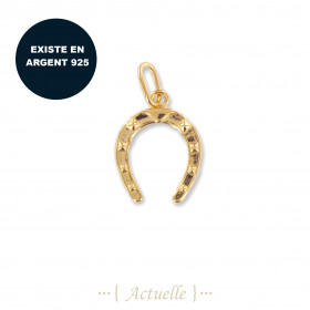 Horseshoe pendant