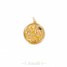 Holy family religious pendant