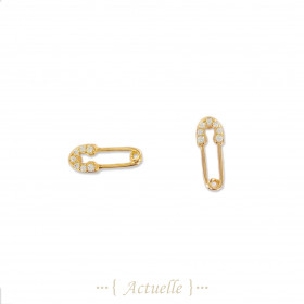 Safety pin ear studs CZ