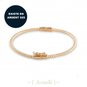 Twisted closed bangle