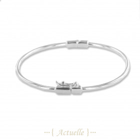 Smooth closed bangle