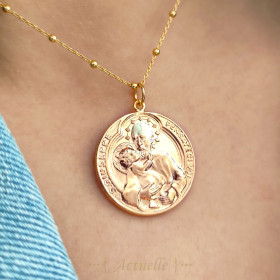 St Joseph and Jesus medal pendant