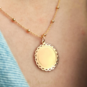 Round lace pastille pendant