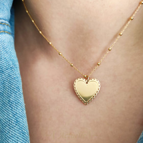 Lace heart pendant
