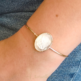 Pulsera de nácar ángel