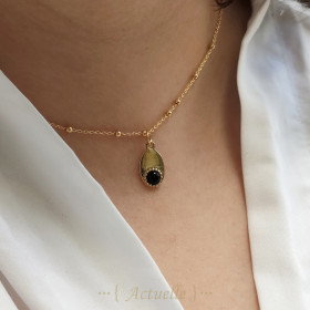 Pendentif ovale serti boules Onyx