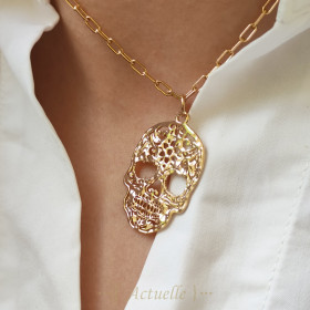 Colgante calavera 36mm filigrana golpeado