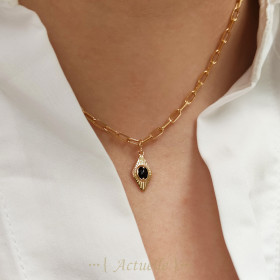 Petit pendentif losange serti noir