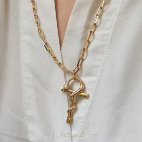 Colgante serpiente alrededor de T