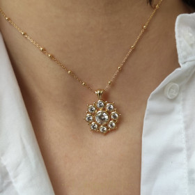 Claudine pendant