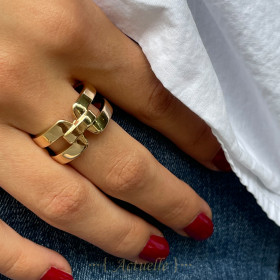 Roxanne ring