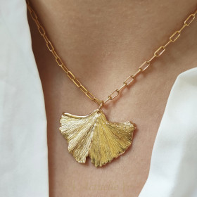 Colgante hoja de Ginkgo 36mm