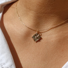 Hela pendant