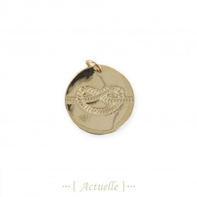 Knot pendant