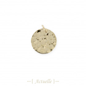 Hammered round medal 20mm