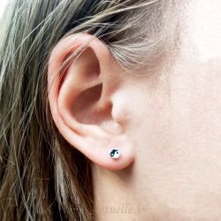 BO yin yang ear studs