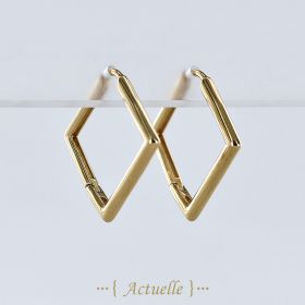 Smooth square hoop earrings