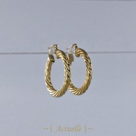 Closed twisted hoop earrings