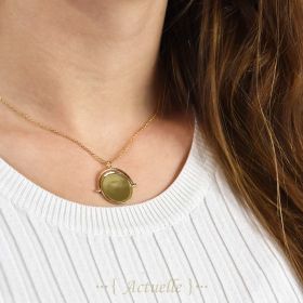 Svetlana engraving pendant