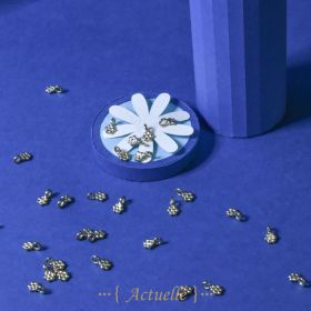 Component small pearl flower